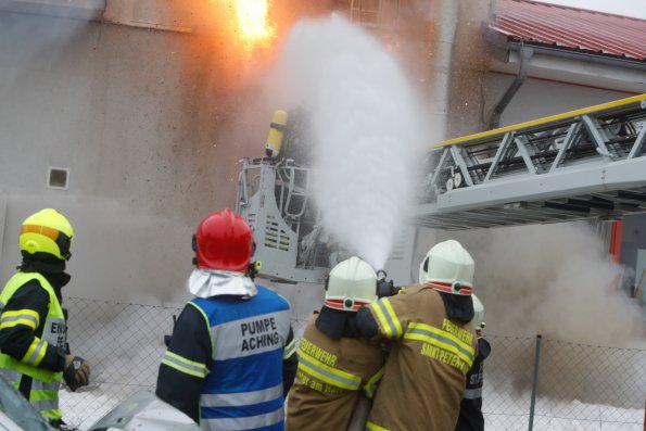 AUT, Brand Gewerbe, Tischlerei Kraxenberger